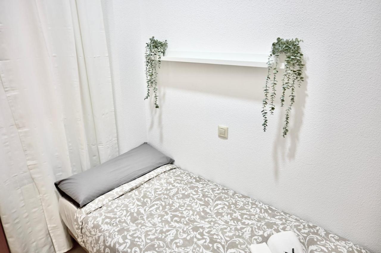 For You Rentals Centrico Apartamento Temporal En La Calle Infanta Inf1A Madrid Exterior foto
